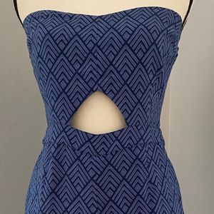 LOVE! Mahina Maui Boutique Strapless Cropped Leg Jumpsuit Cut-Out Tummy Detail M